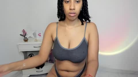 Alejandra  online show from May 13, 4:54 am