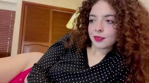 Snapshot of lilithdoeyes chatting on June 16, 3:36 pm Lilith online show from June 16, 3:36 pm