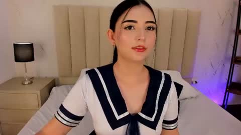Snapshot of lilithharperr_ chatting on June 10, 5:18 am LILITH online show from June 10, 5:18 am