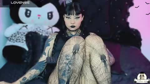   online show from January 13, 9:53 pm