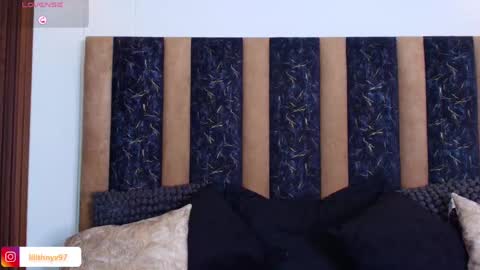 Snapshot of lilithnyx_x chatting on May 21, 3:30 pm lilithnyx_x online show from May 21, 3:30 pm