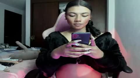 Snapshot of lilithsabeth chatting on April 14, 1:44 am lilithsabeth online show from April 14, 1:44 am