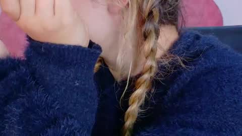 lilithsmith__ online show from February 3, 11:37 am