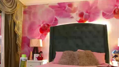 Lilith Snoop online show from January 16, 3:05 pm