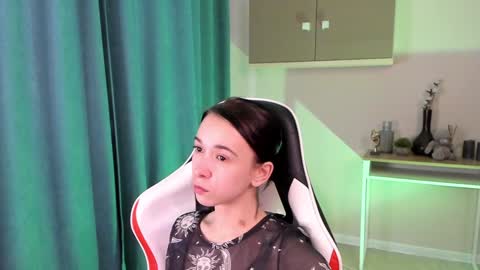 lilithstrangfor online show from December 16, 7:58 am