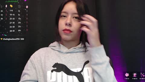 Snapshot of lilithwallkeer chatting on December 18, 6:32 am Maria online show from December 18, 6:32 am