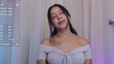 Snapshot of lilithwallkeer chatting on February 6, 8:18 am Maria online show from February 6, 8:18 am