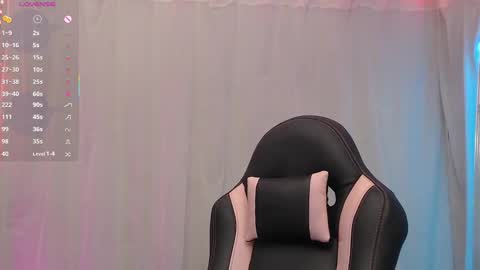 Snapshot of lilithwallkeer chatting on September 13, 7:08 am Maria online show from September 13, 7:08 am