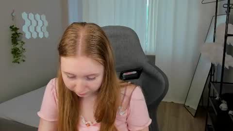 Snapshot of lilitiny chatting on July 22, 2:14 am Lili Tiny GMT2 3-10AM MonTueWedThuSat online show from July 22, 2:14 am