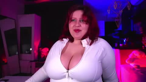 Snapshot of liliya_moon chatting on January 15, 4:50 am Liliya moon online show from January 15, 4:50 am