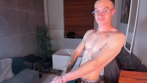 Lil James online show from October 27, 8:24 pm