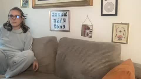 Snapshot of lill_daddysgirl chatting on November 17, 6:24 pm lilldaddysgirl online show from November 17, 6:24 pm