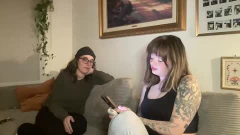 Snapshot of lill_daddysgirl chatting on January 13, 3:56 am lilldaddysgirl online show from January 13, 3:56 am