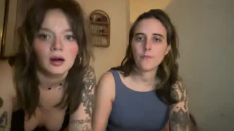 Snapshot of lill_daddysgirl chatting on February 3, 7:46 am lilldaddysgirl online show from February 3, 7:46 am