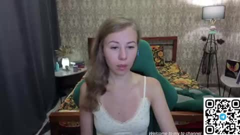 Snapshot of lill_mary chatting on June 21, 12:57 am Maria online show from June 21, 12:57 am
