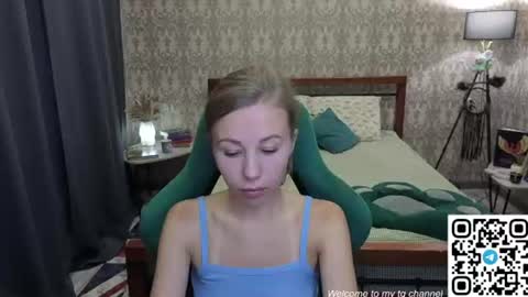 Snapshot of lill_mary chatting on July 30, 1:59 am Maria online show from July 30, 1:59 am