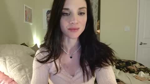 Lillian Rose online show from January 6, 4:26 am