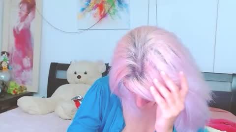 Lara online show from October 28, 10:12 pm