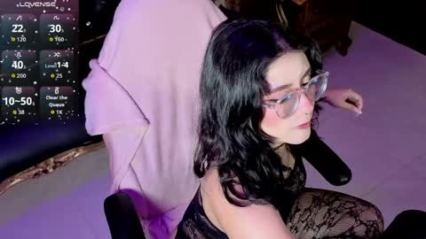 Snapshot of lillianderson chatting on May 21, 11:39 am lillianderson - Next stream start at 0700hs GTM-3 online show from May 21, 11:39 am