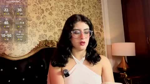 Snapshot of lillianderson chatting on May 27, 11:51 am lillianderson - Next stream start at 0700hs GTM-3 online show from May 27, 11:51 am