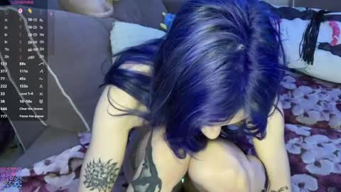 Snapshot of lillianhusk chatting on May 31, 6:09 pm Amelia online show from May 31, 6:09 pm