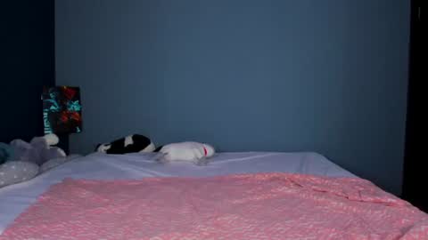 lillie_berry online show from June 28, 5:57 am