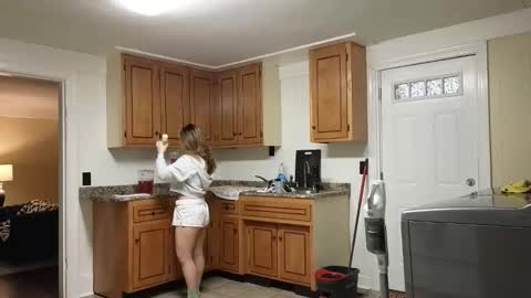 lilly_adams88 online show from March 3, 2:50 am