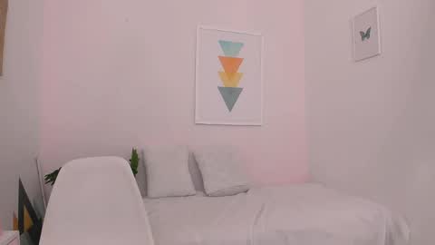 Sweety Lilly Love  online show from May 1, 3:49 pm