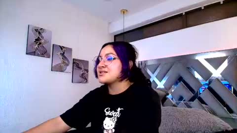   online show from July 3, 11:05 am