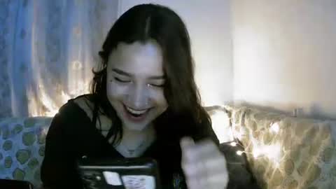 Sey - Lilly  online show from January 8, 6:05 am