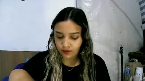Sey - Lilly  online show from July 25, 11:46 pm