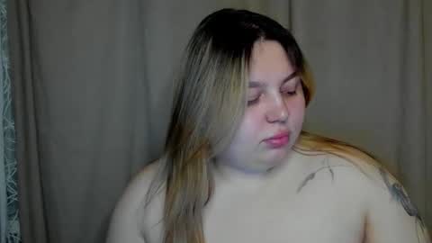 lillyhaigh online show from May 11, 8:06 pm
