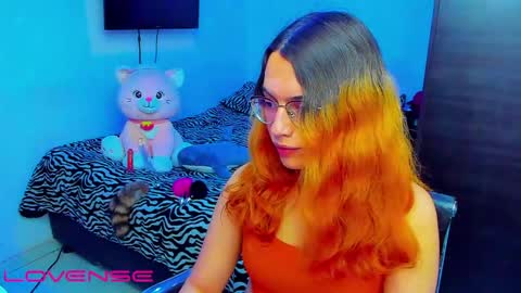 Lilly3 online show from April 3, 3:04 am
