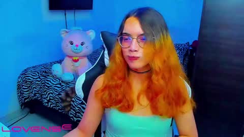 Lilly3 online show from April 11, 3:33 am