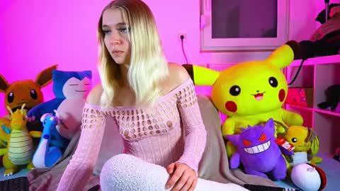 Snapshot of lillyocean06 chatting on January 18, 2:21 pm LillyOcean online show from January 18, 2:21 pm