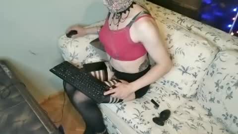 Snapshot of lillysissi chatting on July 8, 3:00 am Lilli Sissy SlutCat online show from July 8, 3:00 am