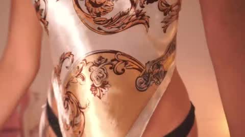 Lilly Thompson  online show from June 7, 10:35 pm