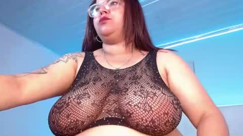 Snapshot of lillytitsxxx chatting on July 25, 1:41 pm Lilly online show from July 25, 1:41 pm
