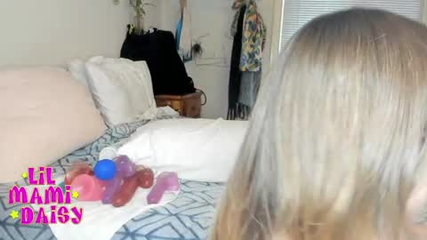 Daisy Bby online show from June 16, 2:14 am