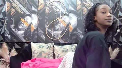lilmissbaddiexxx online show from October 15, 6:08 pm