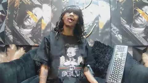 Snapshot of lilmissbaddiexxx chatting on June 2, 7:16 pm lilmissbaddiexxx online show from June 2, 7:16 pm