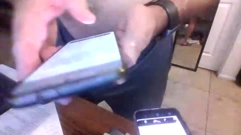 lilpackage69 online show from November 17, 5:13 am