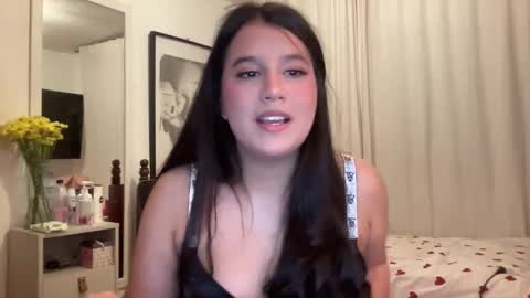 lilprincessxoxo_ online show from February 8, 5:33 am