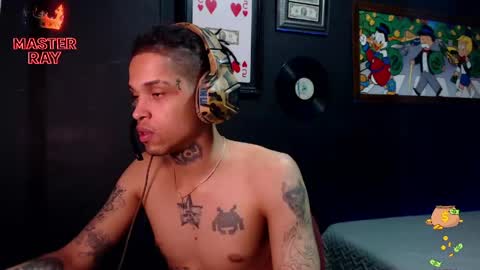 Snapshot of lilray99 chatting on May 26, 10:22 am ONLYFANS online show from May 26, 10:22 am