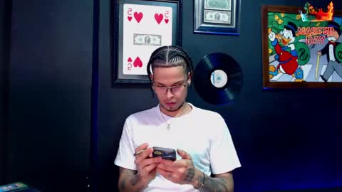 Snapshot of lilray99 chatting on June 8, 7:42 am ONLYFANS online show from June 8, 7:42 am