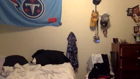 Snapshot of lilsweetzzz chatting on April 15, 8:31 pm lil sweetz online show from April 15, 8:31 pm