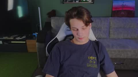 Snapshot of lilteddyboy chatting on March 11, 10:21 am lilteddyboy online show from March 11, 10:21 am