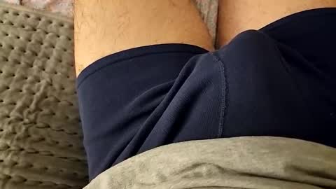 Snapshot of liltorobull chatting on February 24, 8:01 am liltorobull online show from February 24, 8:01 am