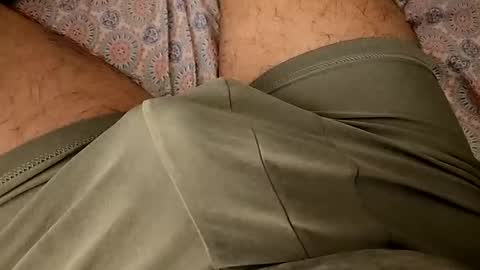 Snapshot of liltorobull chatting on March 7, 9:06 am liltorobull online show from March 7, 9:06 am