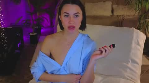 Lilu online show from April 23, 5:59 pm